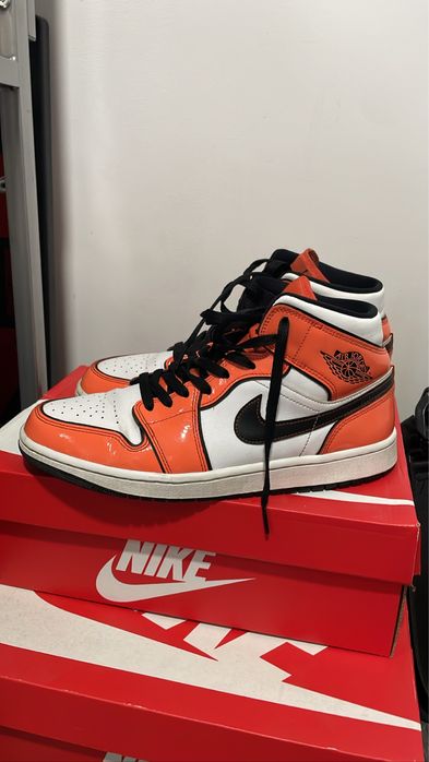 jordan 1 mid se turf orange